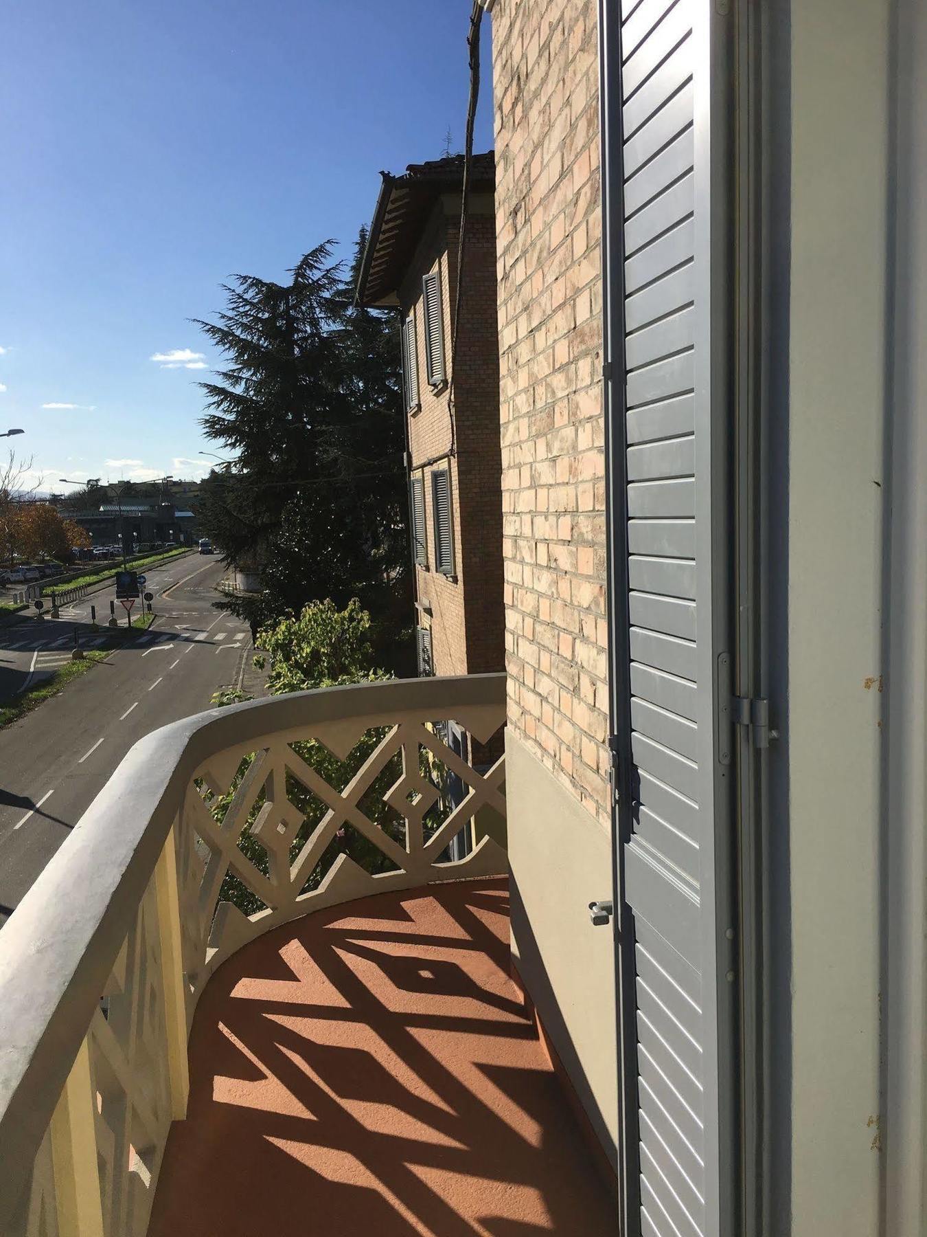 La Bella Modena Hotell Exteriör bild